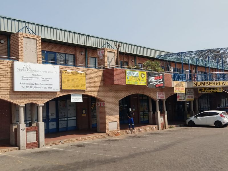 COMMERCIAL PROPERY IN BUSY AREA - Photo 5