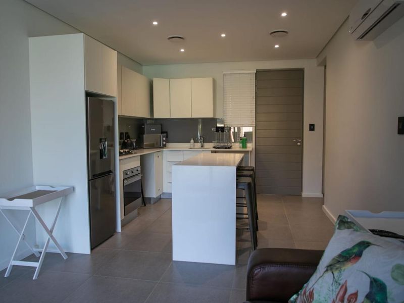 2 Bedroom Apartment in Pebble Beach - Photo 7