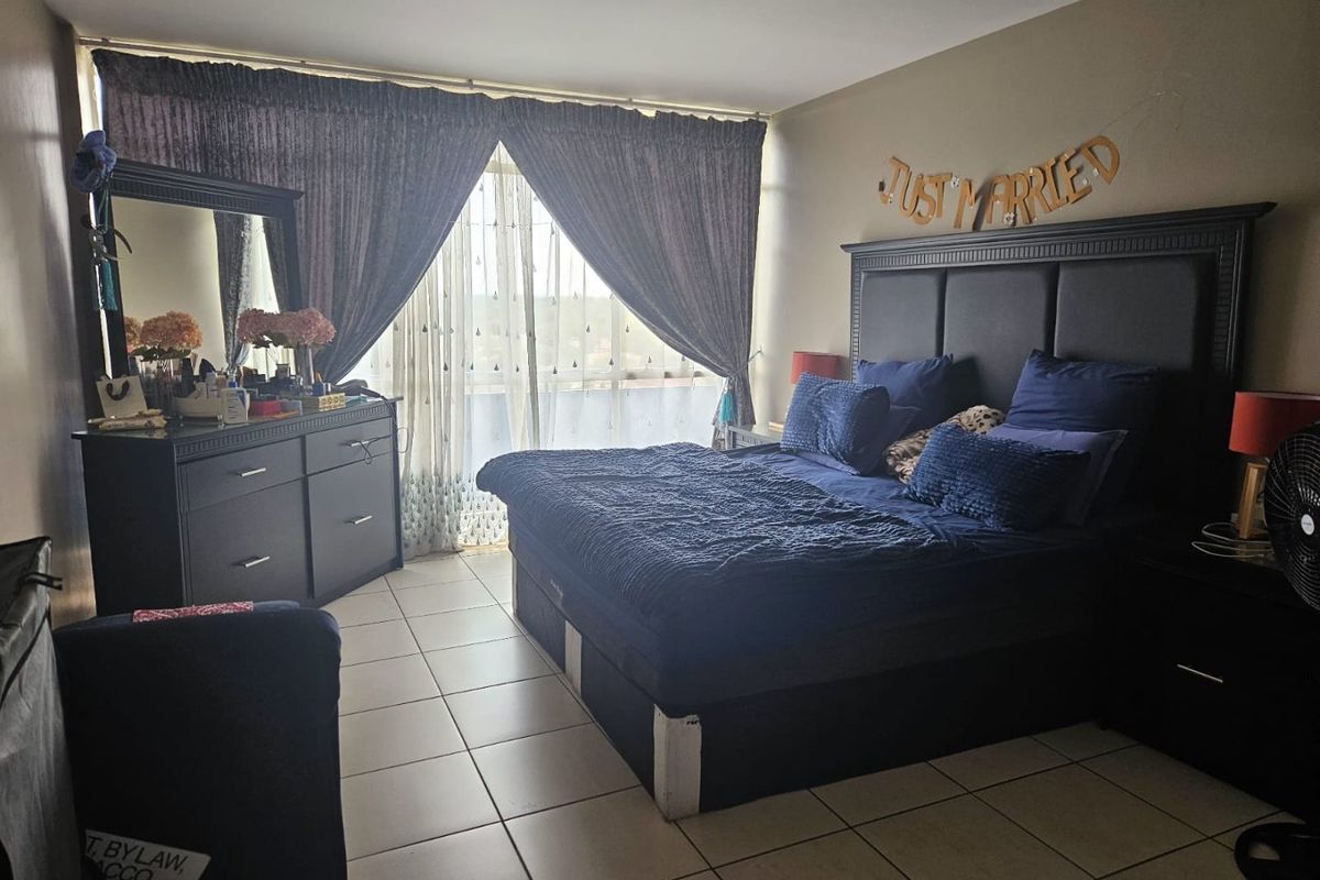Flat For Sale In Vereeniging - Photo 5