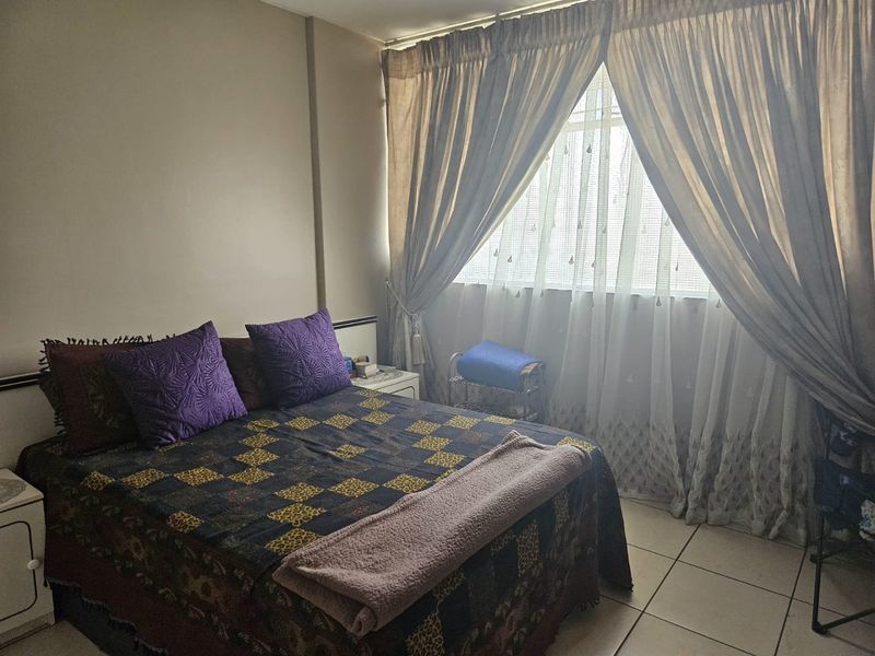 Flat For Sale In Vereeniging - Photo 7