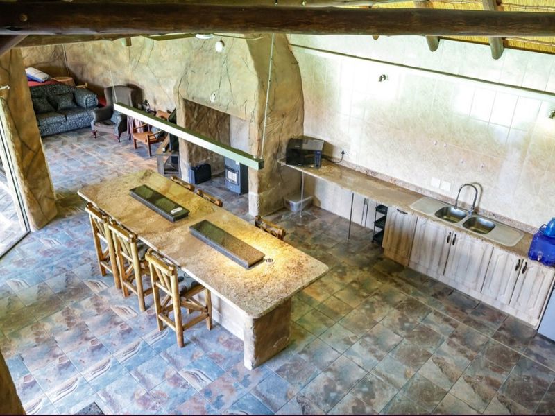 Erica street 5 Bedroom Family Home designed for entertaining - Photo 8