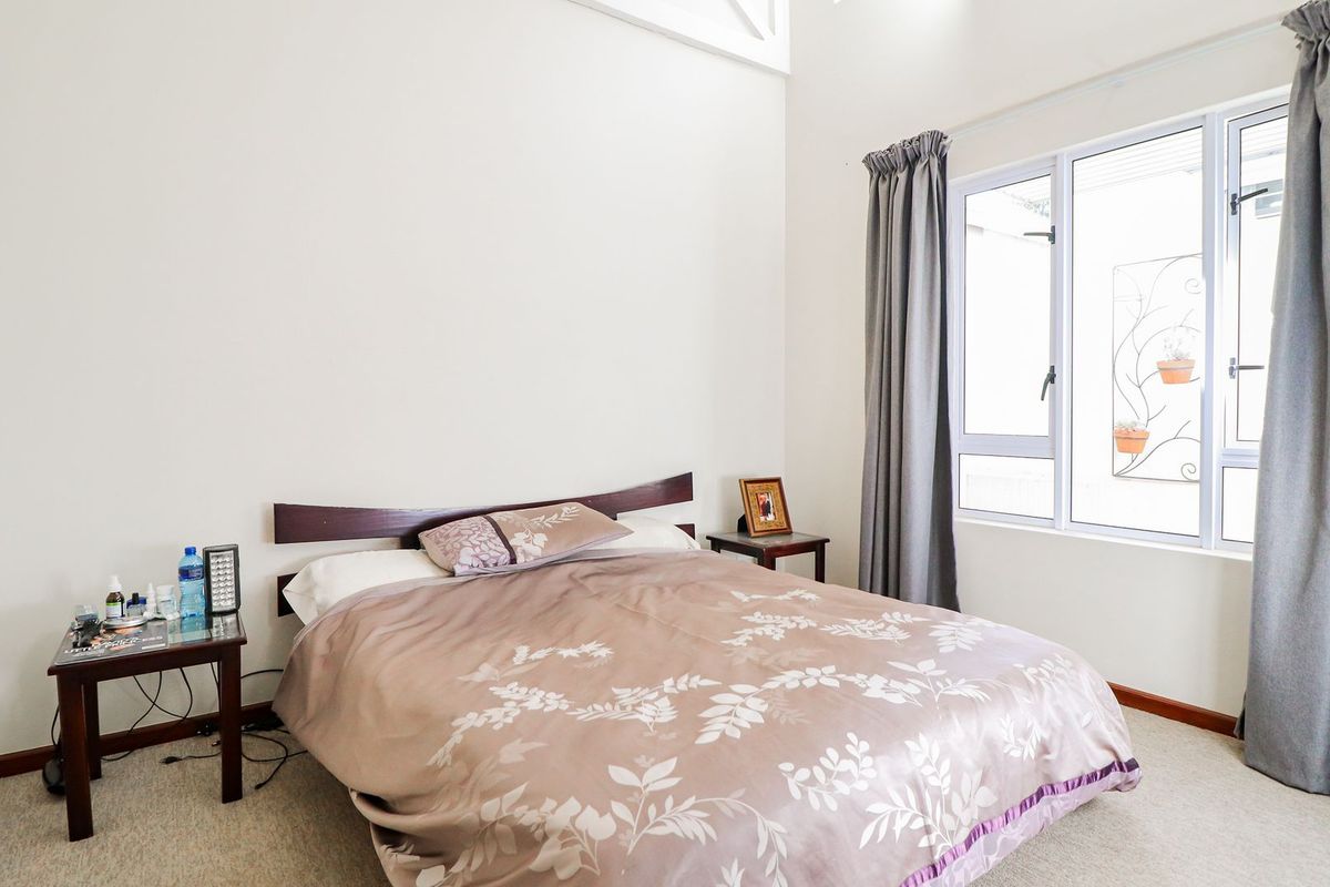 Retirement Unit For Sale In Sandton - Photo 2