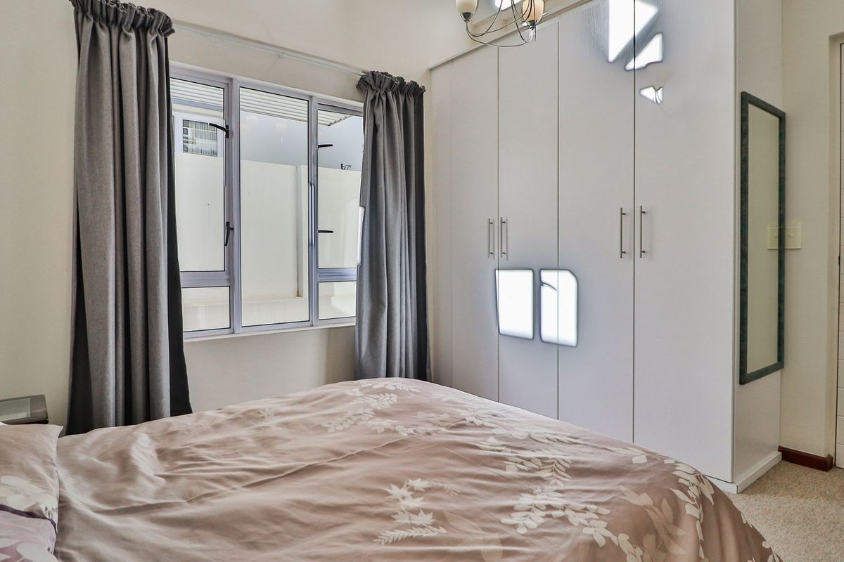 Retirement Unit For Sale In Sandton - Photo 5