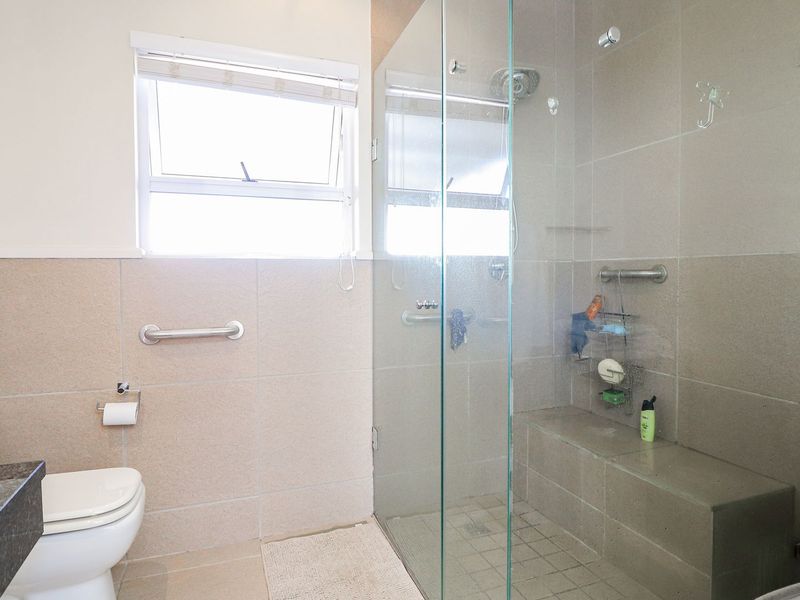 Retirement Unit For Sale In Sandton - Photo 4