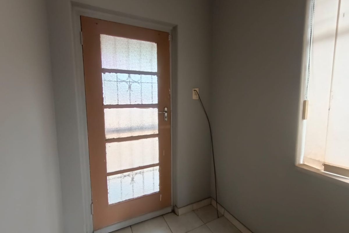 !Investment for Student Accommodation! - Photo 5