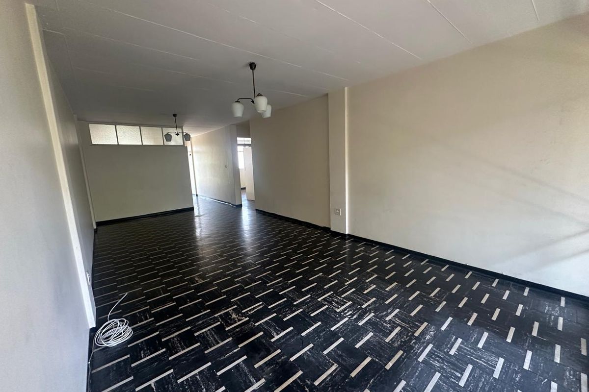 LOOKING FOR A 1 BEDROOM APARTMENT CLOSE TO AMENITIES? - Photo 3