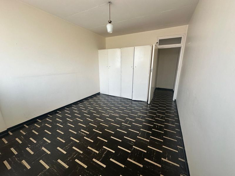 LOOKING FOR A 1 BEDROOM APARTMENT CLOSE TO AMENITIES? - Photo 8