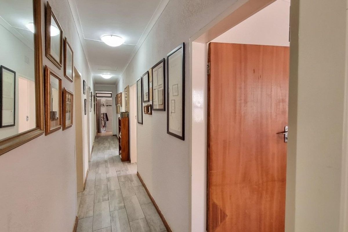 Modern Family Home & Flatlet Potential! - Photo 3