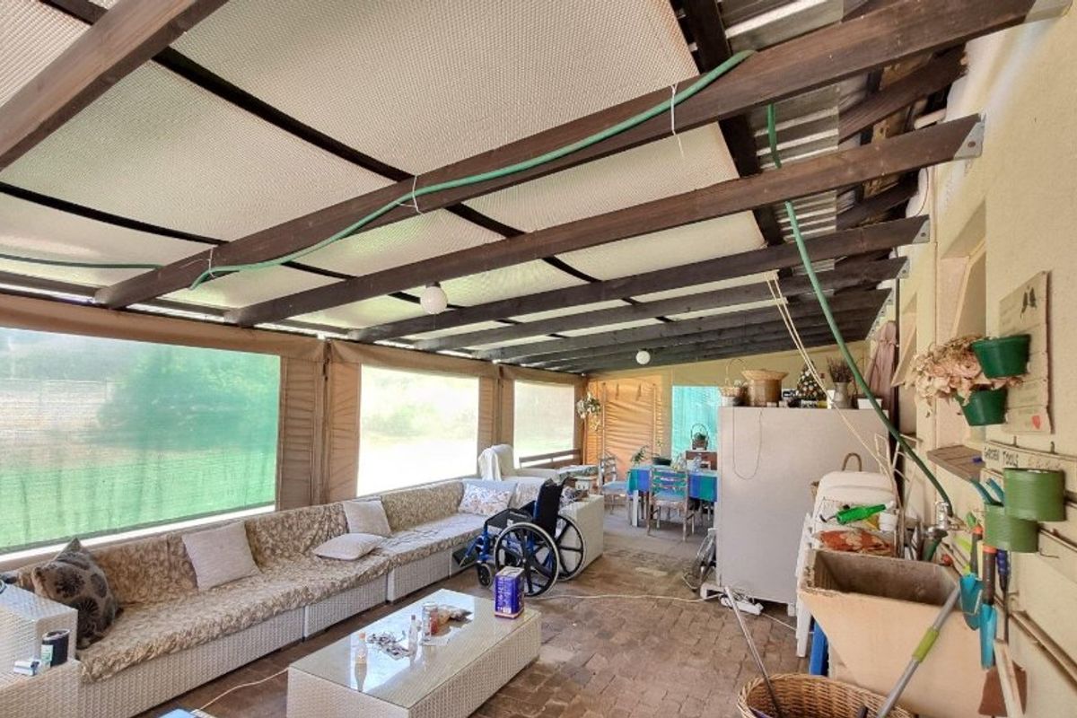 Modern Family Home & Flatlet Potential! - Photo 5