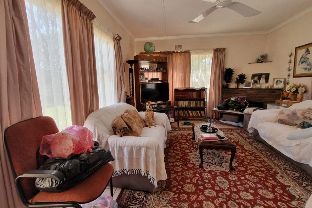 Modern Family Home & Flatlet Potential! - Photo 2