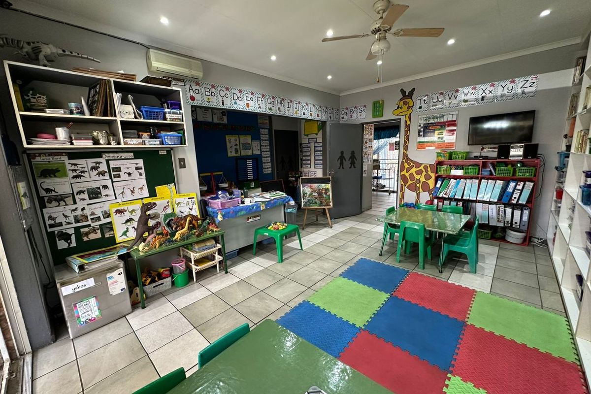 House For Sale In Vereeniging - Photo 4