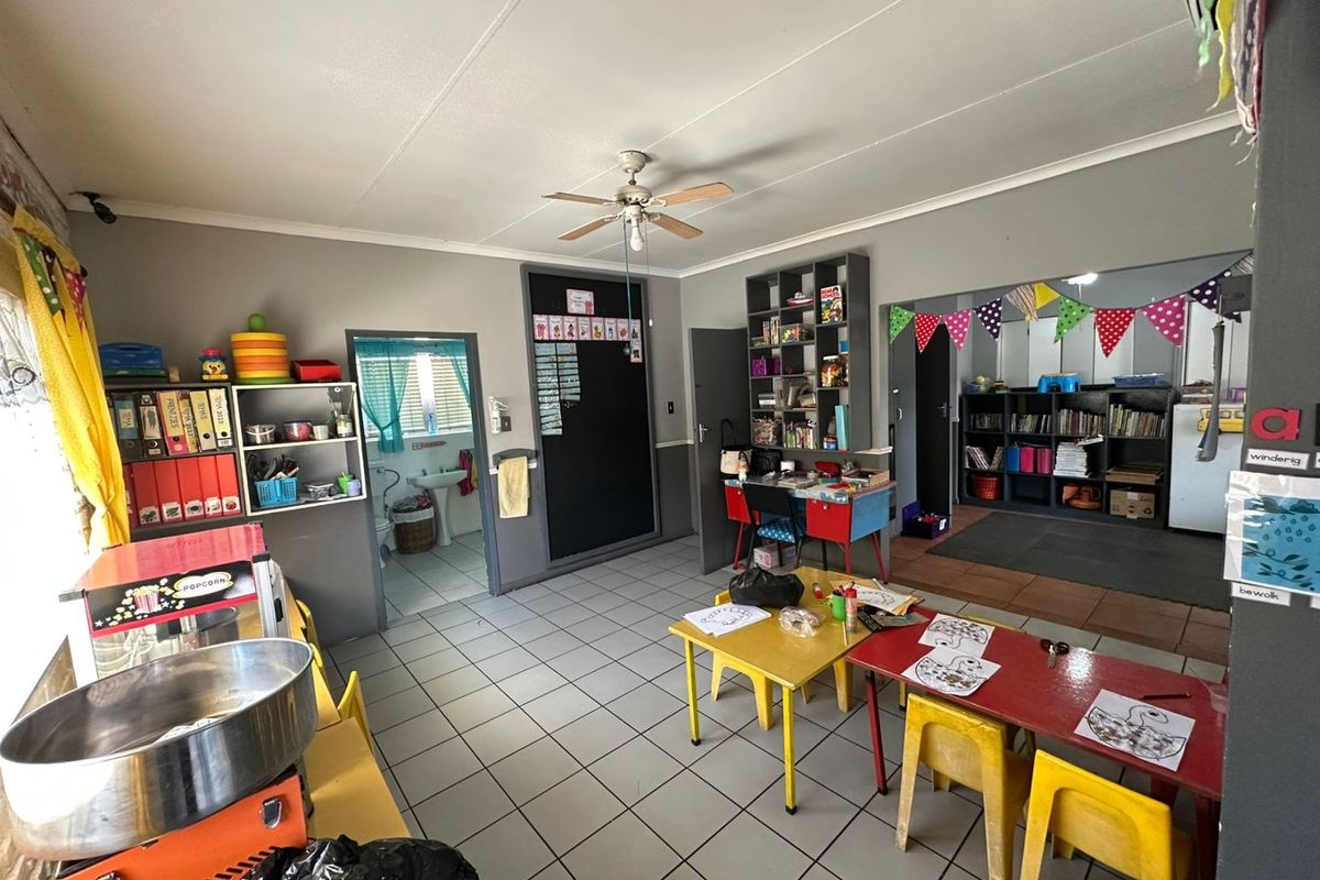 House For Sale In Vereeniging - Photo 3