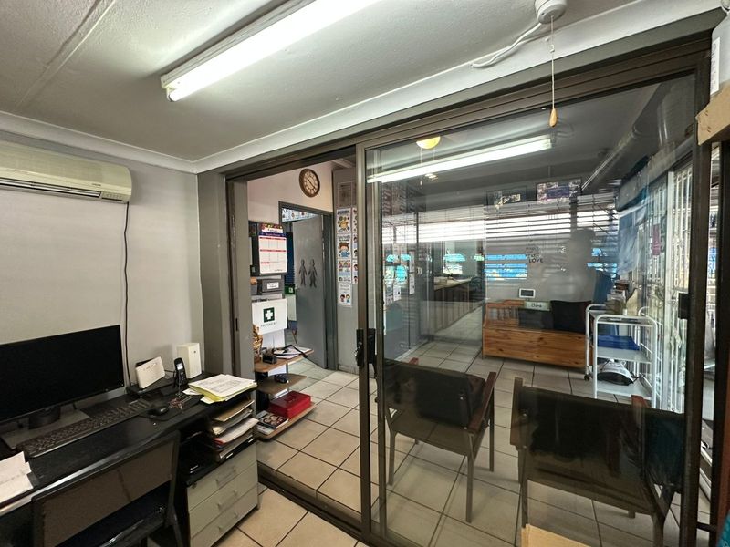 House For Sale In Vereeniging - Photo 9