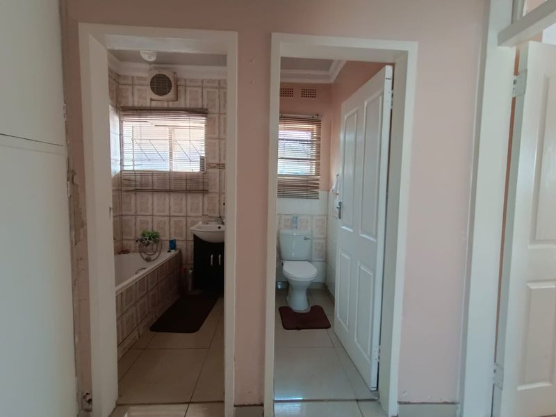!Location is the key! !Nice Investment for YOU! - Photo 8