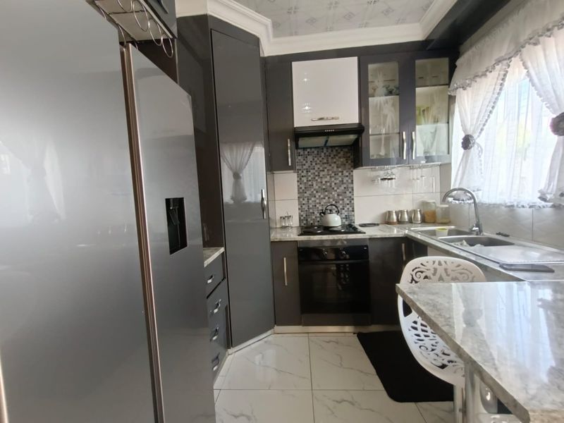 !Location is the key! !Nice Investment for YOU! - Photo 4