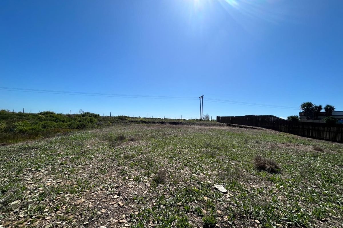 Vacant land in C-Place - Photo 2