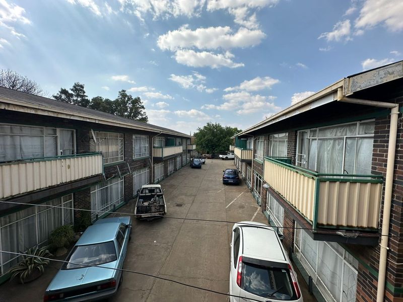 Investment Opportunity in Vereeniging Central.. 20 units up for grabs. - Photo 8