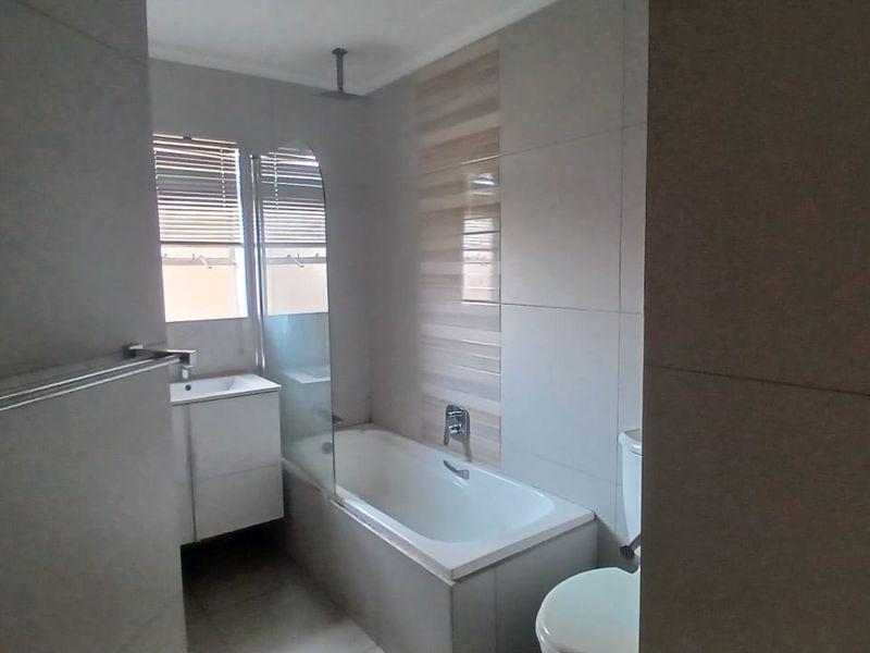 !Perfect Apartment in a Proper Area! - Photo 6