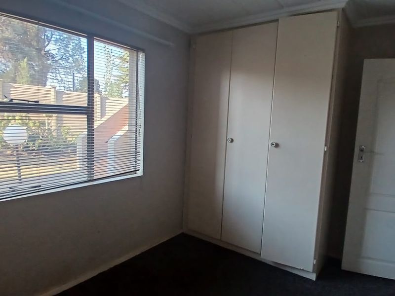 !Perfect Apartment in a Proper Area! - Photo 4