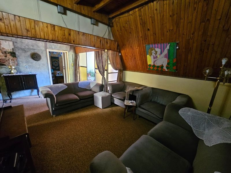 Prime 2.3 HA Plot with Spacious Home and Extra Flats for Sale in Theoville! - Photo 9