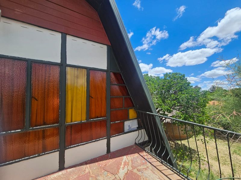 Prime 2.3 HA Plot with Spacious Home and Extra Flats for Sale in Theoville! - Photo 6