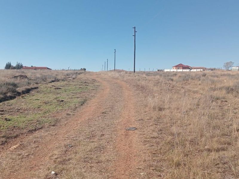 Prime Opportunity in Jameson Park: Spacious, Serviced Vacant Land in a Thriving Community - Photo 3