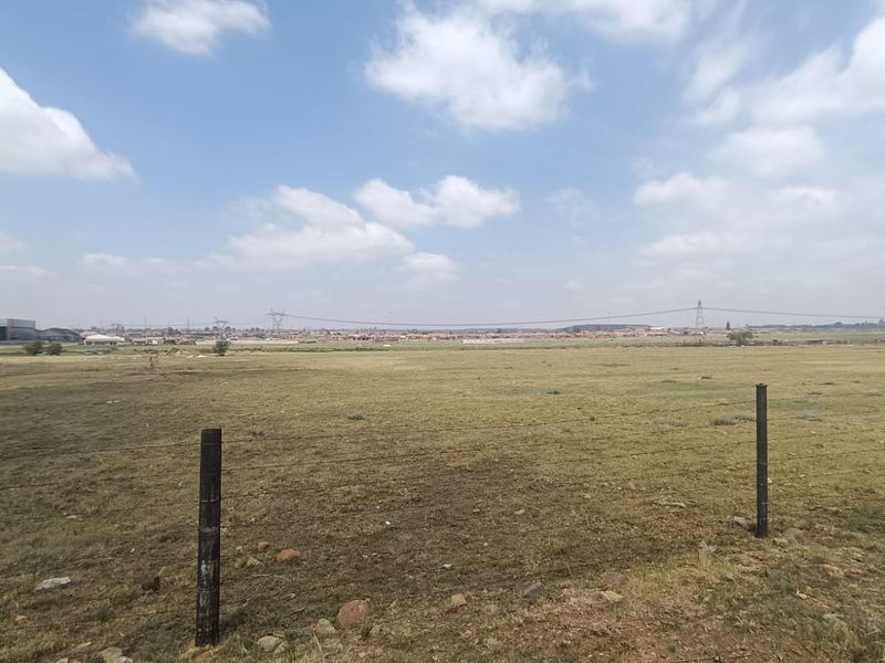 Prime +9 Hectare Investment Opportunity in a Thriving Agricultural Hub - Photo 5