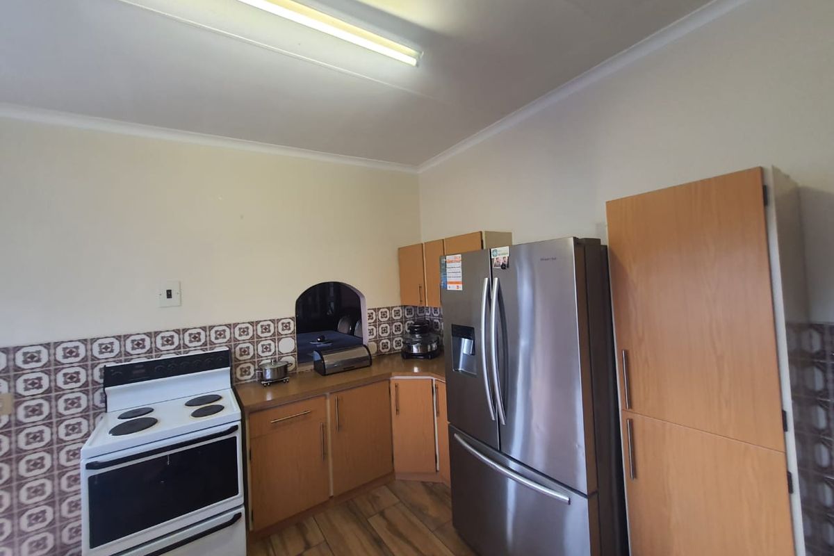 Bargain Buy In SE 6 for only!! - Photo 5
