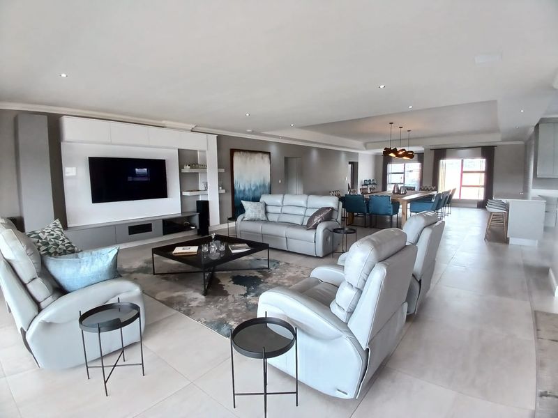 Exquisite 3-Bedroom Home for Sale in Heron Banks Golf Estate, Vaalpark - Photo 10