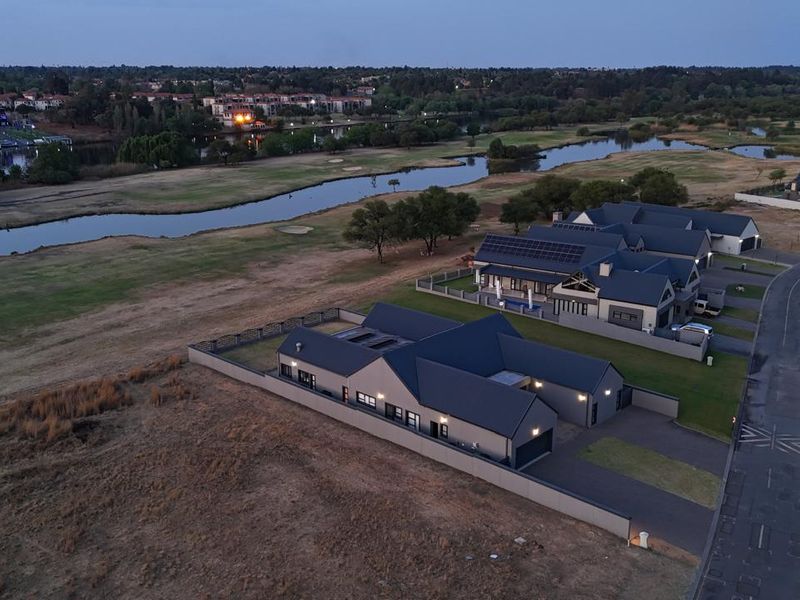 Exquisite 3-Bedroom Home for Sale in Heron Banks Golf Estate, Vaalpark - Photo 2
