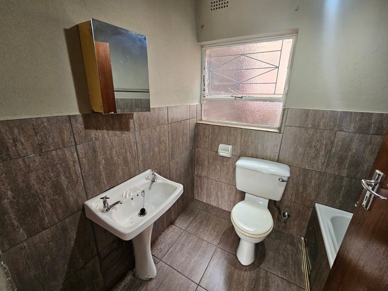 Absolute stunning townhouse for sale in Three Rivers - Photo 9