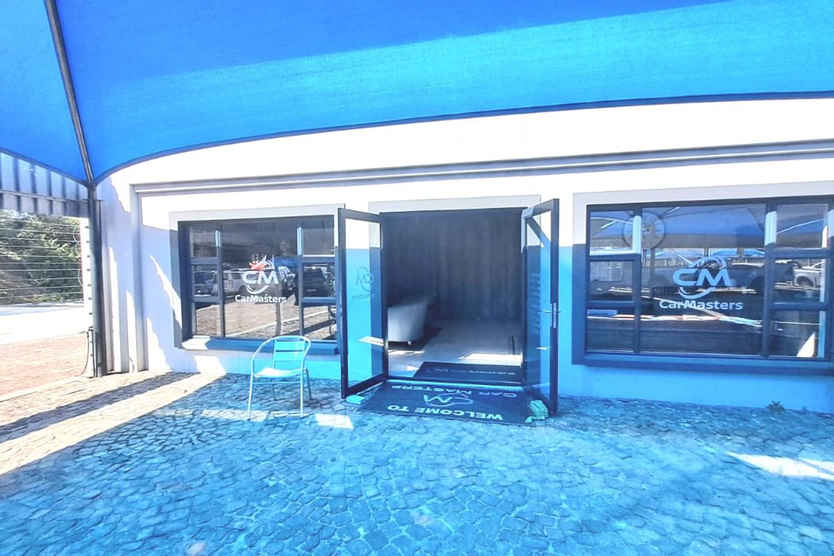 8,476m2 Industrial Yard For Sale in Vereeniging CAR STAND AVAILABLE IN VEREENIGING - Photo 2