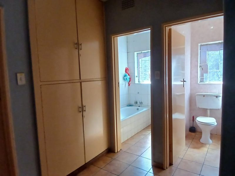 !Great Investment Opportunity!  !Close to Schools and Town! - Photo 8