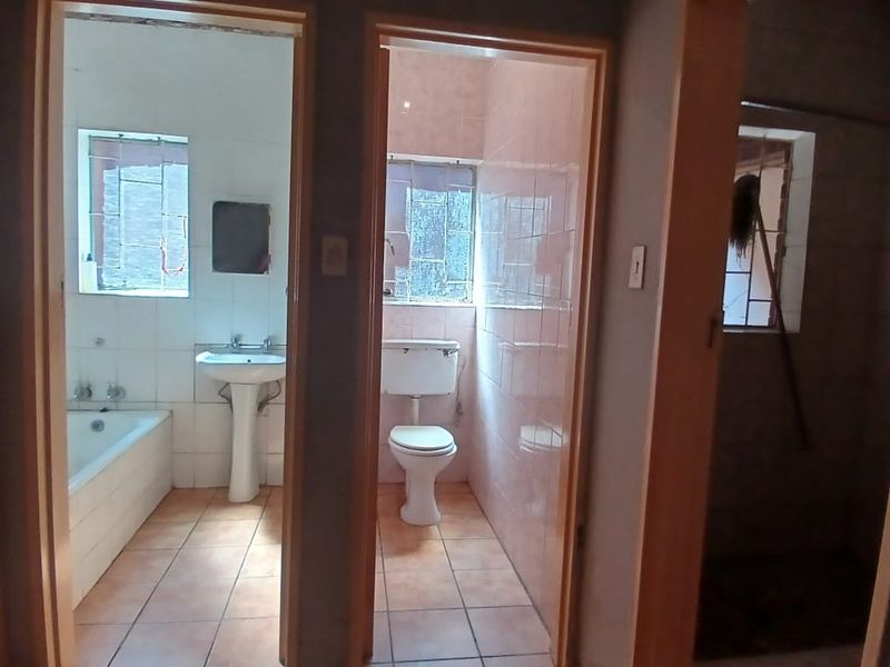 !Great Investment Opportunity!  !Close to Schools and Town! - Photo 9