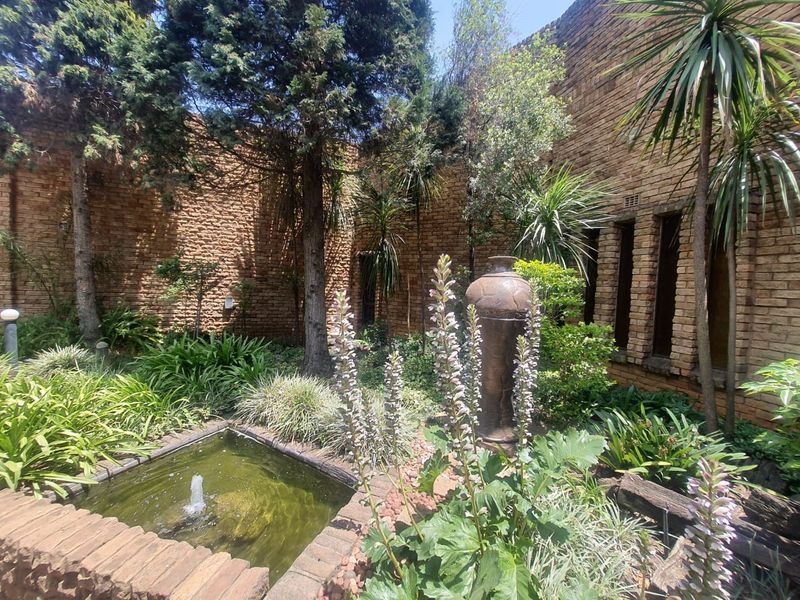 Magnificent Property In A Enclosed Area In The Prime Location - Photo 2