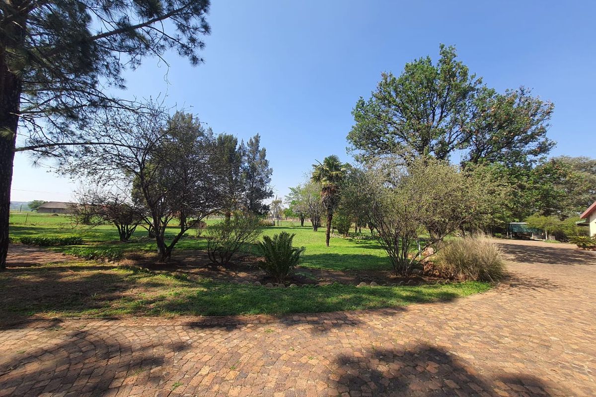 Beautiful Positive Income Plot On The Main Road In Theoville For The Unbelievable Price !! - Photo 2