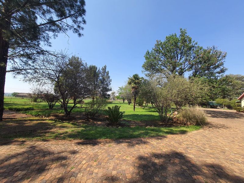 Beautiful Positive Income Plot On The Main Road In Theoville For The Unbelievable Price !! - Photo 2