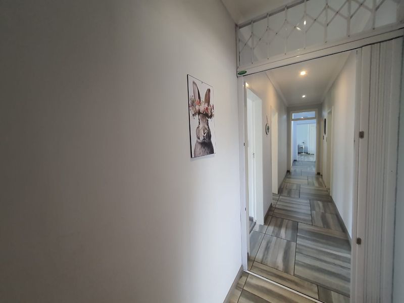 This 2.4 HA Plot Has A Sunny Patio With an Enclosed Braai When You Enter The House, - Photo 10