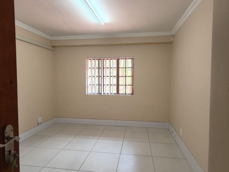 5,895m2 Property with lots of potential For Sale in Sasolburg. - Photo 7