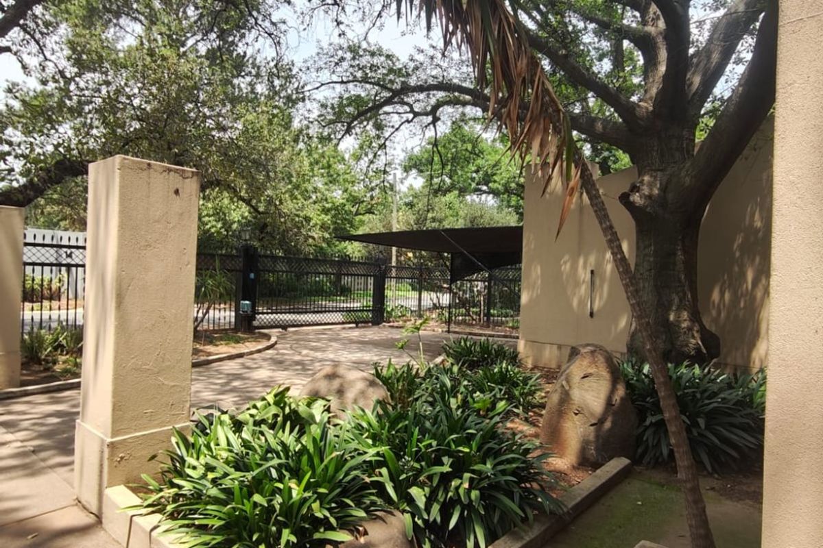 5,895m2 Property with lots of potential For Sale in Sasolburg. - Photo 3