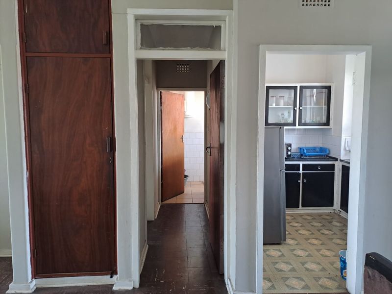 Flat For Sale In Vereeniging - Photo 8
