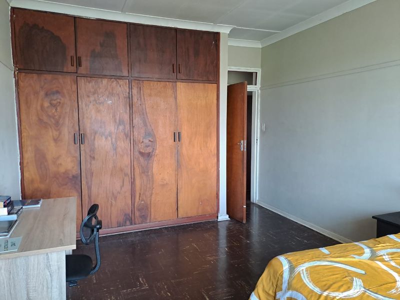Flat For Sale In Vereeniging - Photo 3