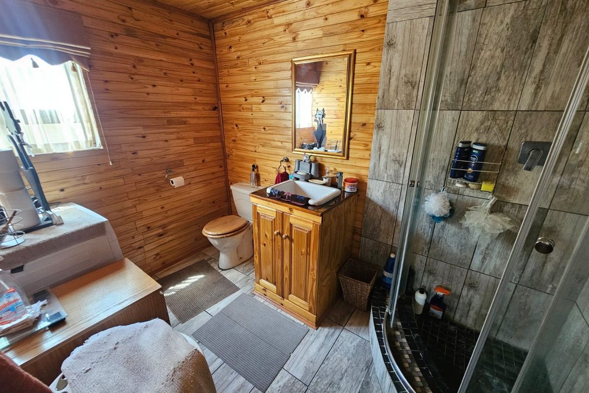 Plot for Sale in Koppies – Farming Opportunity on a Tar Road - Photo 4