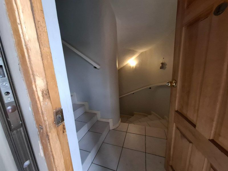 Prime loaction, green belt , distance seaview - Photo 6