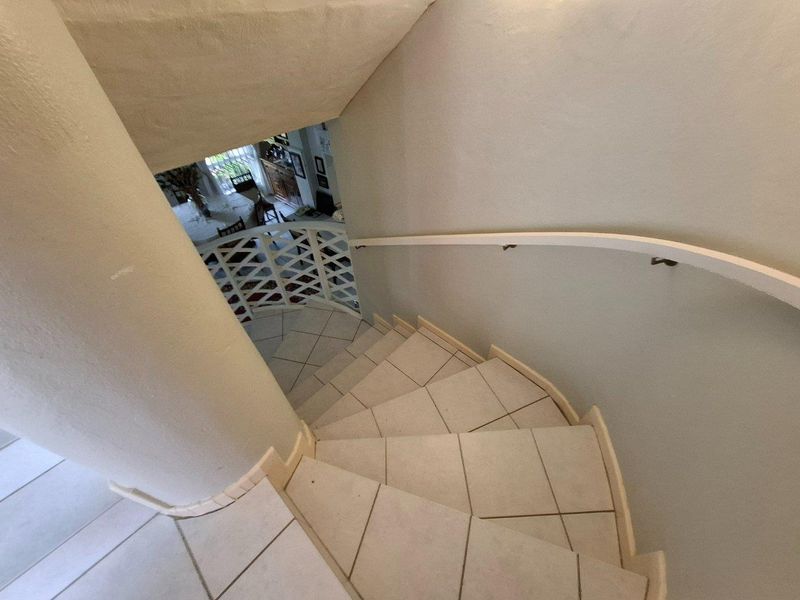 Prime loaction, green belt , distance seaview - Photo 7