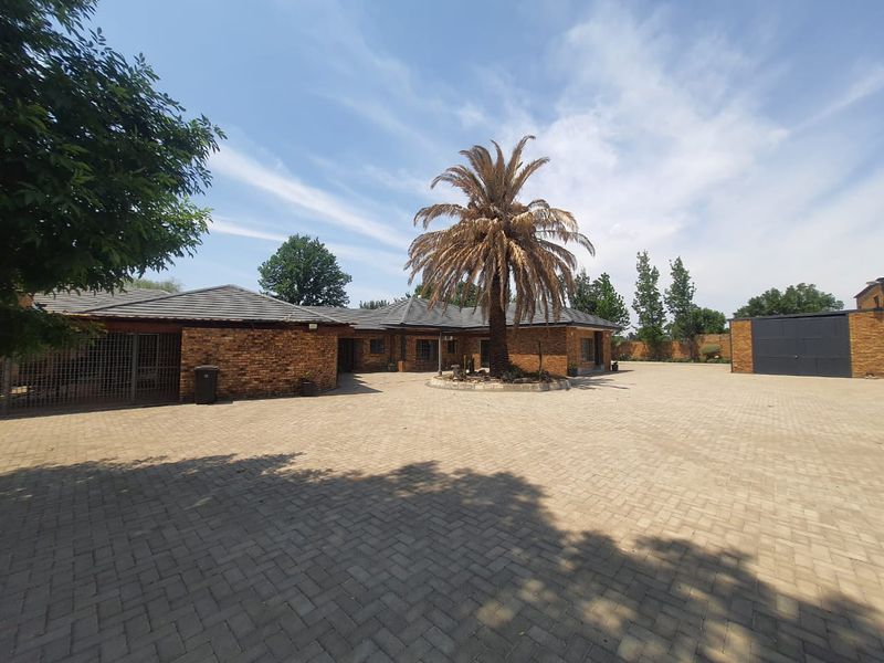 Exclusive River Estate Plot For Sale!! - Photo 7