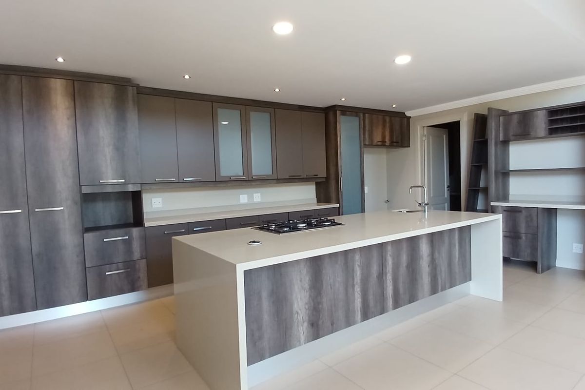 !Stunner River Front Estate Home! !Cannot be beat! - Photo 2