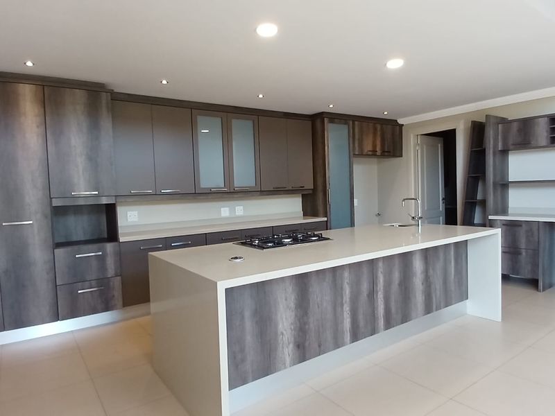 !Stunner River Front Estate Home! !Cannot be beat! - Photo 2