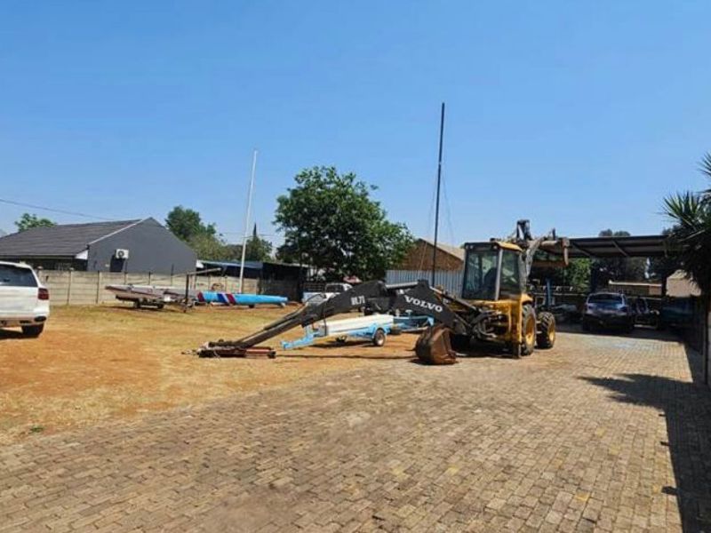 Don’t Miss Out On This 3 Bedroom Bargain  Located In The Heart Of Duncanville! - Photo 3