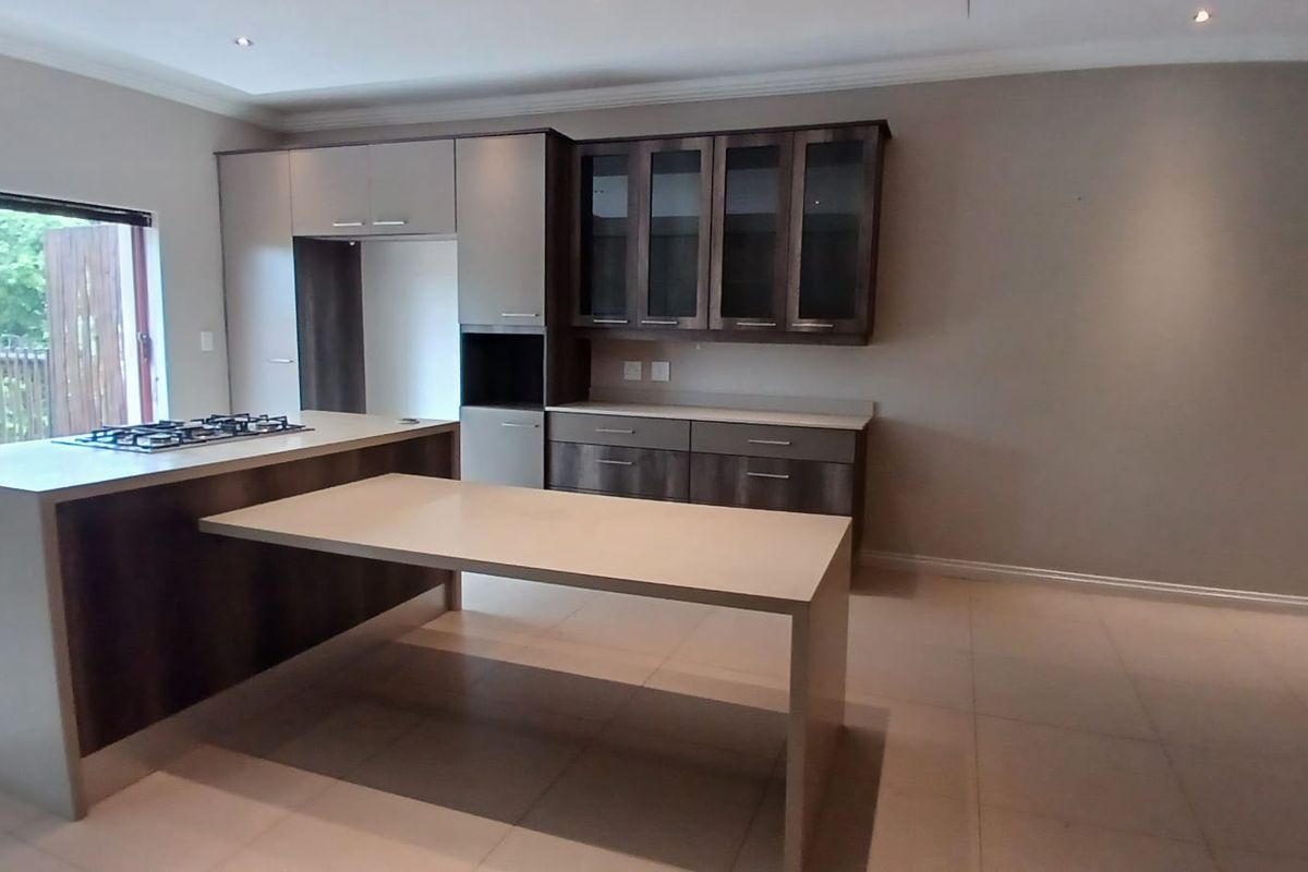 !Stunner River Front Estate Home! !Cannot be beat! - Photo 2